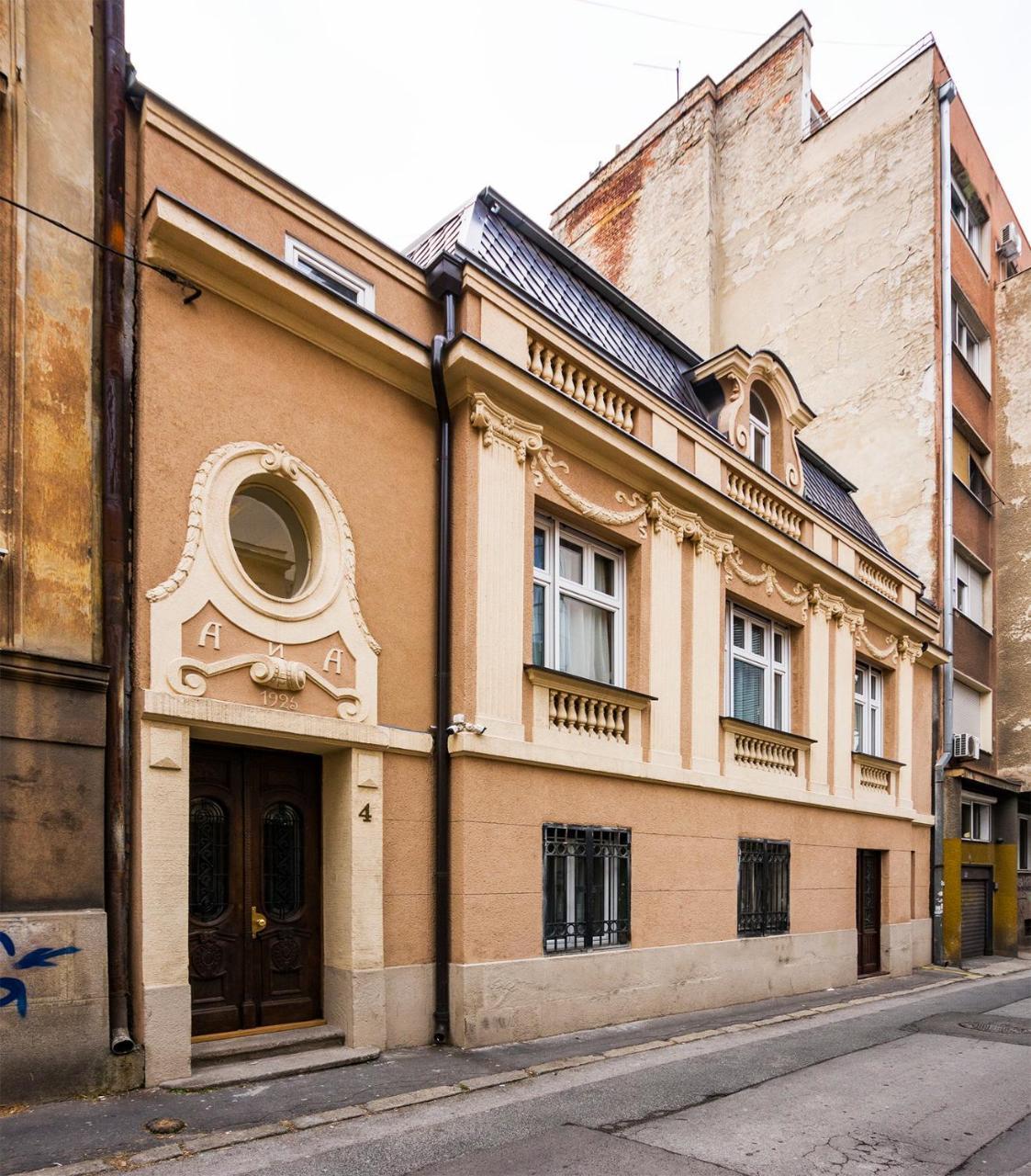 Lux Villa Old Town Белград Екстериор снимка